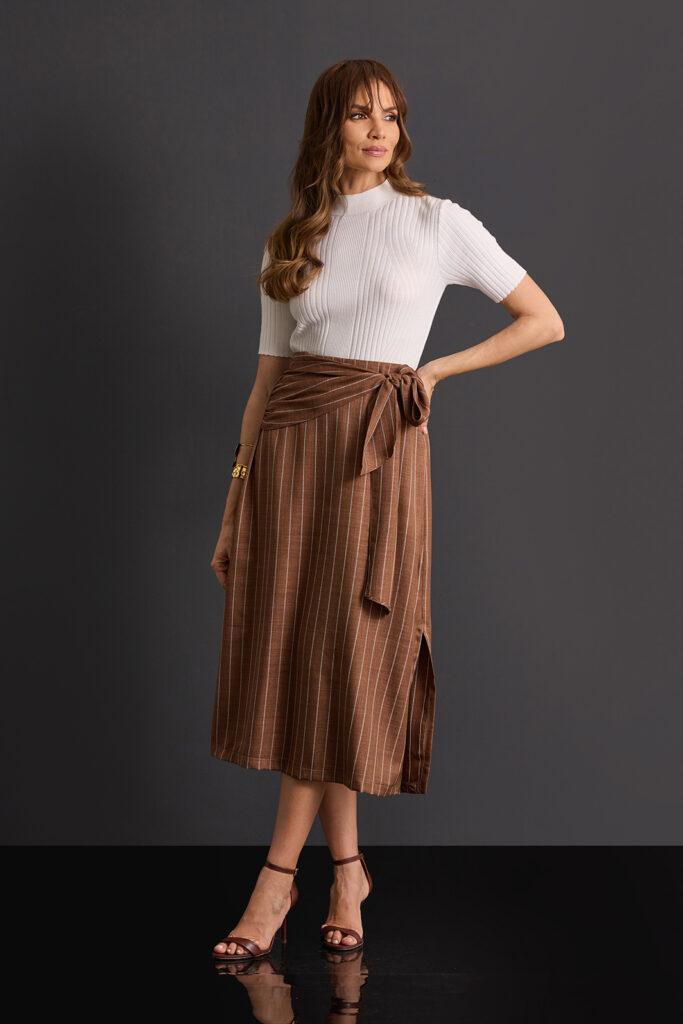 Blusa Com Manga Gola Alta Tricot