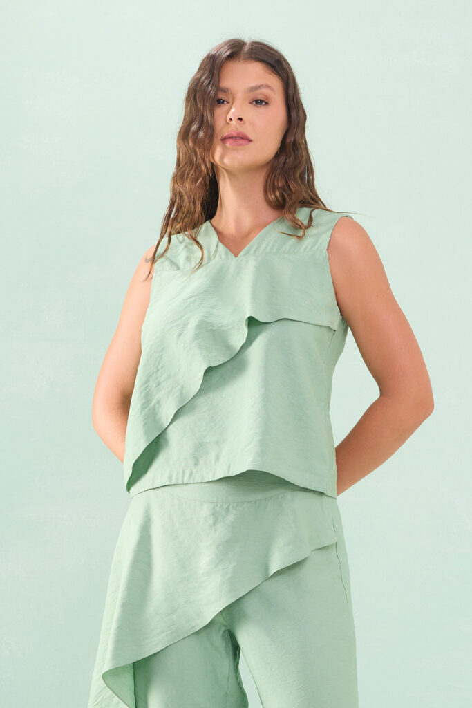 Blusa Decote V Alça Larga Com Babado Viscose