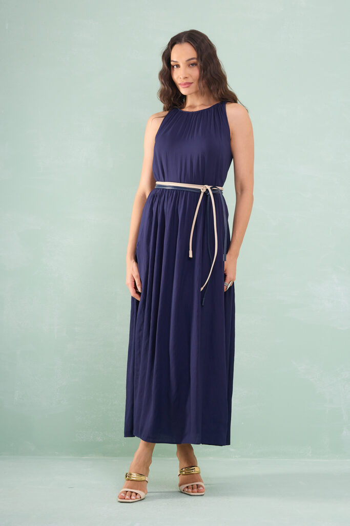 Vestido Longo Com Recortes Viscose