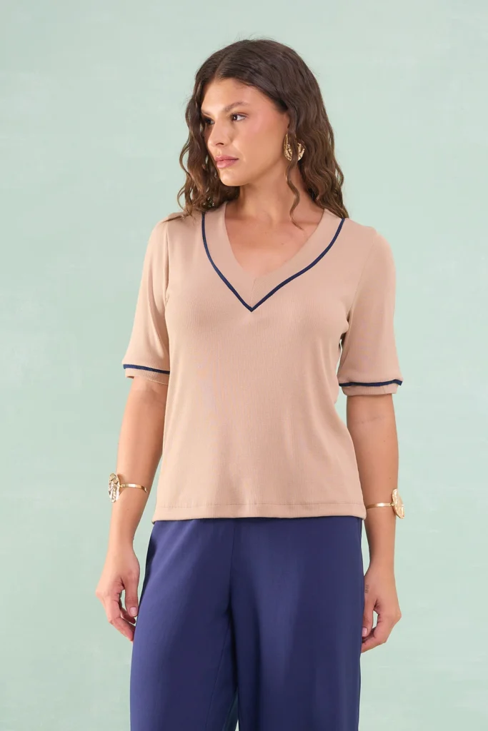 Blusa Decote V Com Vivo Canelado