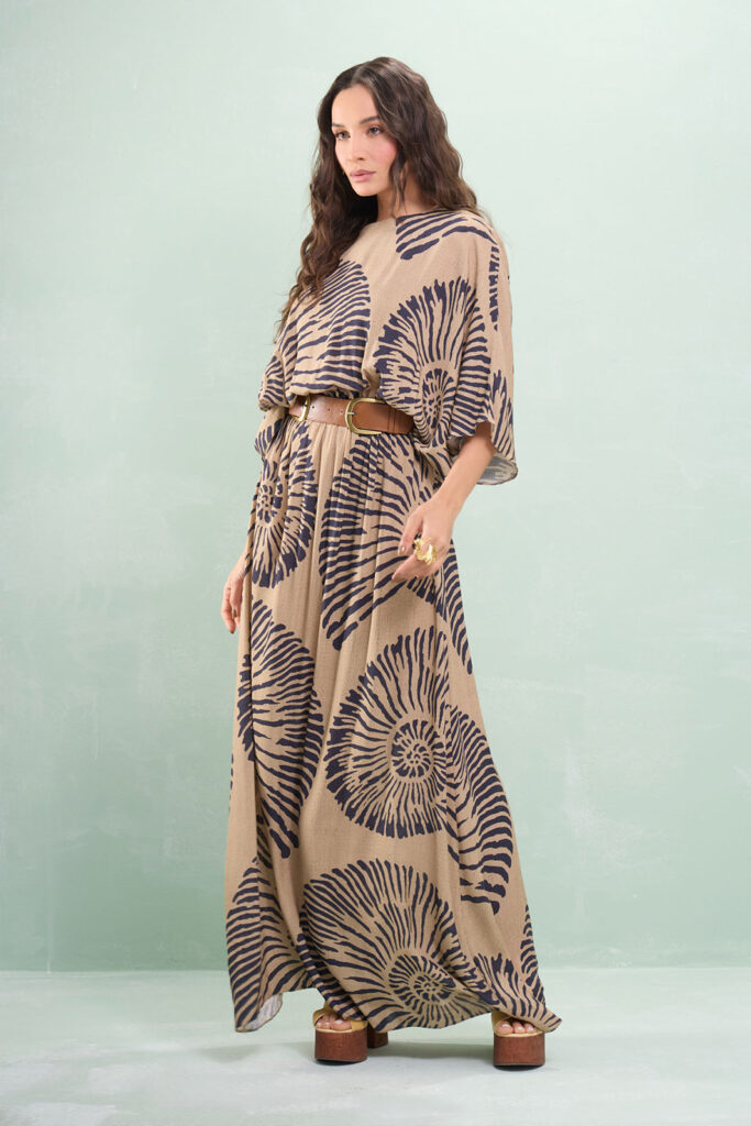 Vestido Longo Manga Evasê Com Elástico Cintura Viscose