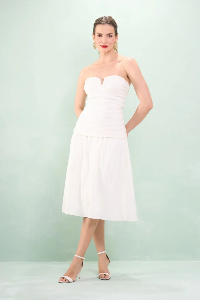 Vestido Midi Sem Alça Decote V Com Franzido Algodão