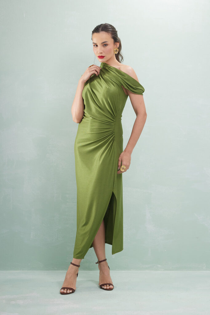 Vestido Midi Decote Assimétrico Malha Viscose