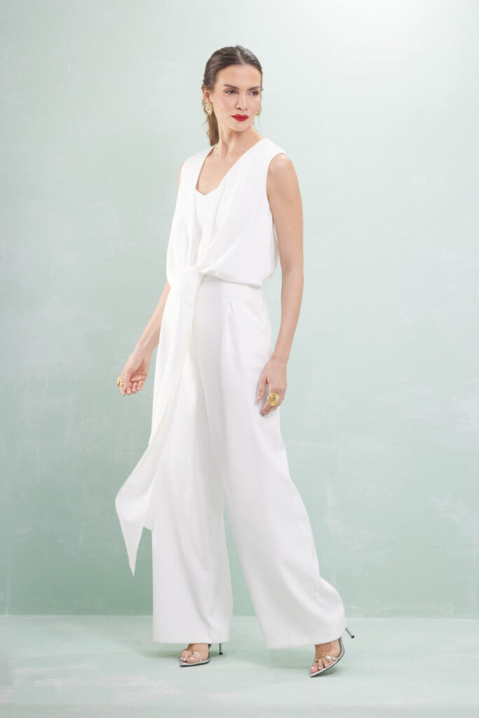 Macacão Com Sobreposição Alfaiataria