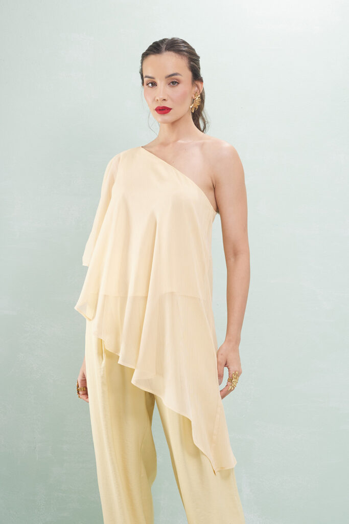 Blusa Ombro Único Com Assimetria Chiffon