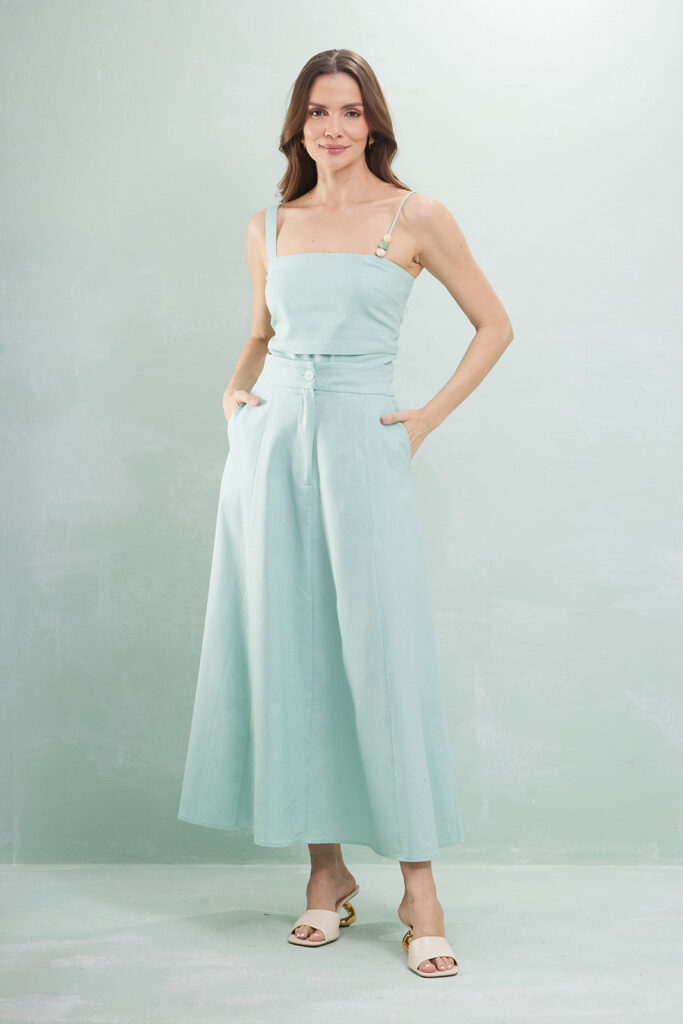 Saia Midi Evasê Linho