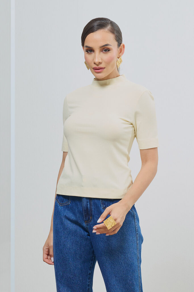 Blusa Gola Alta Barra Manga Larga Malha Canelada