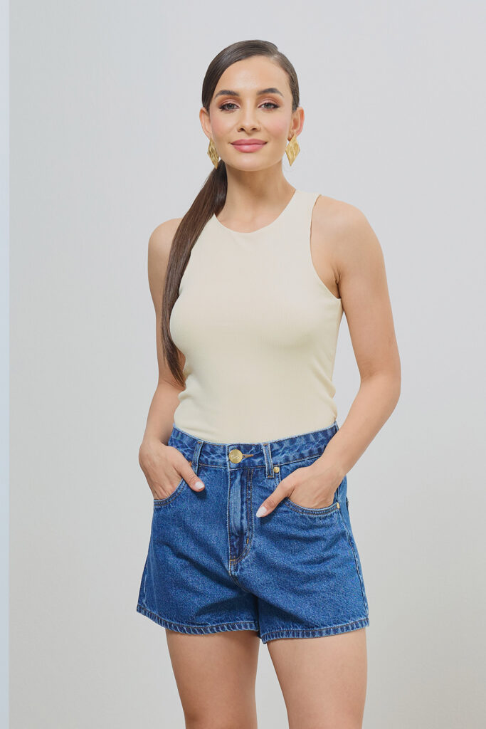 Short Jeans Five Pockets Com Bainha Bolso Bordado