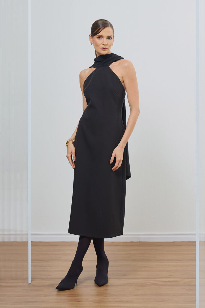 Vestido Midi Gola Alta Frente Única Crepe