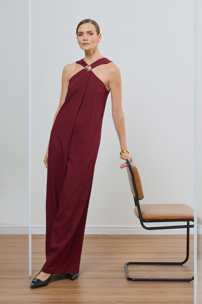 Macacão Transpassado Com Aviamento Crepe