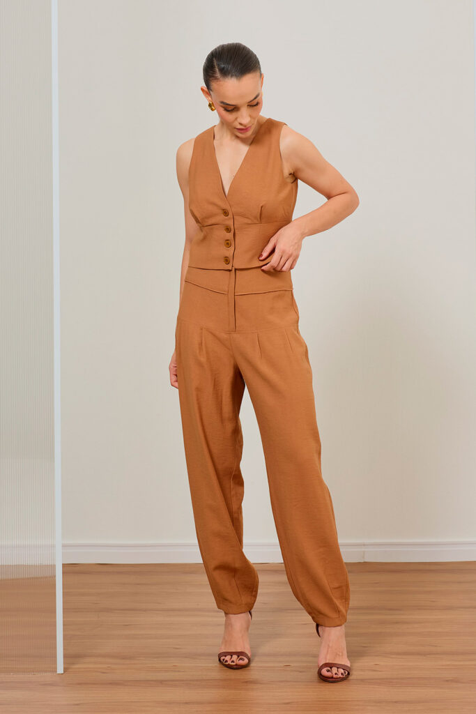 Calça Cenoura Cós Largo Alfaiataria