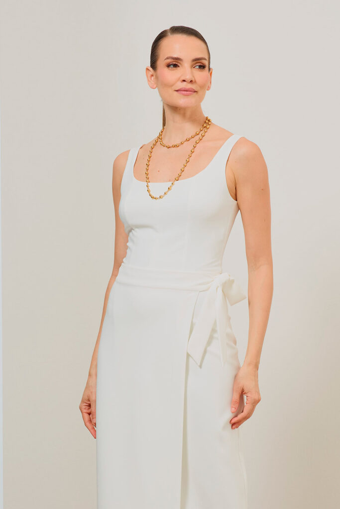 Blusa Semi Cropped Com Recortes e Zíper Alfaiataria