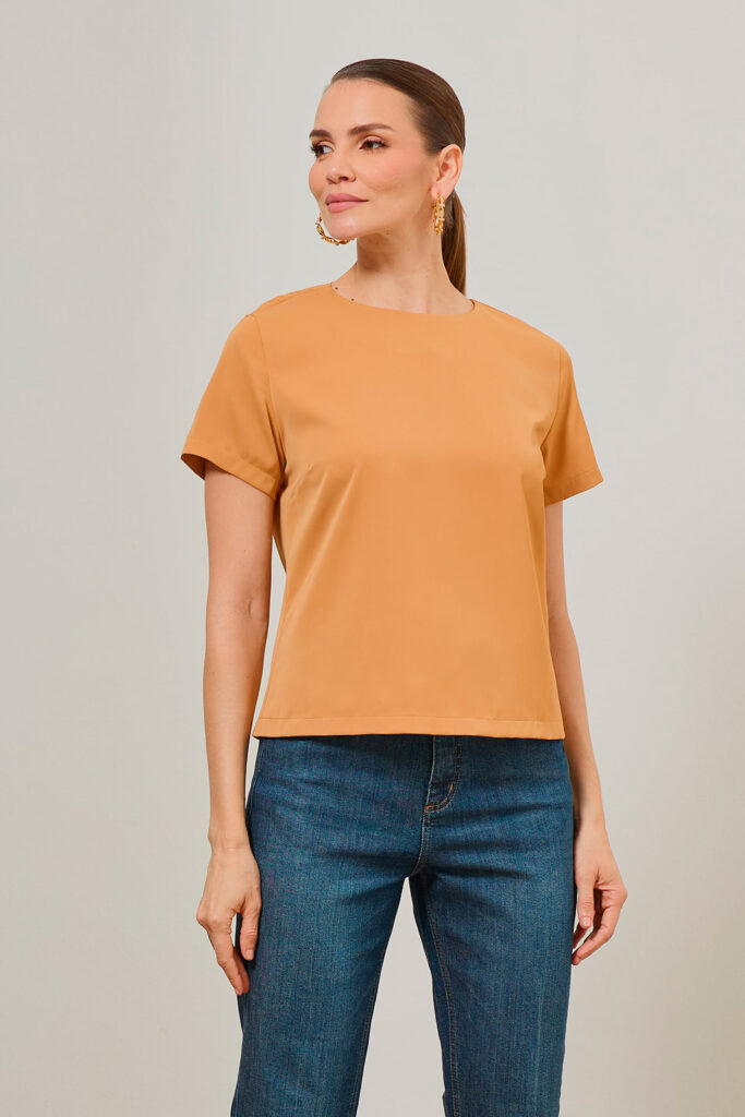 Blusa Manga Curta Decote Redondo Crepe