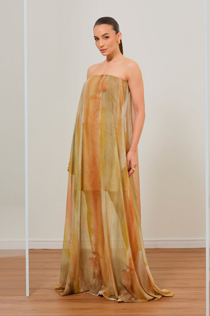 Vestido Longo Sem Alça Tule