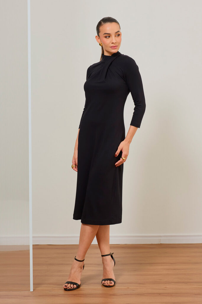 Vestido Midi Decote Drapeado Moletinho