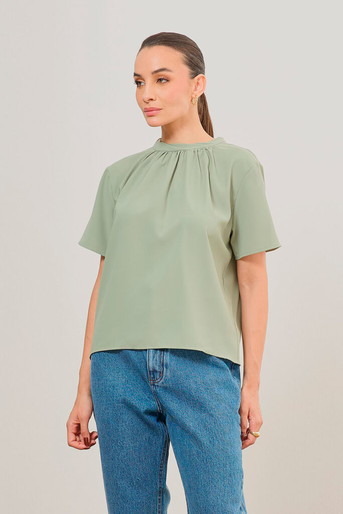 Blusa Manga Curta Decote Trancado Crepe