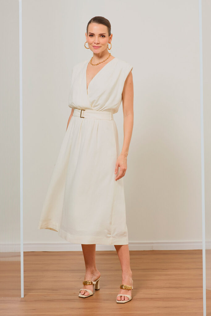Vestido Midi Decote Transpassado Franzido Com Linho