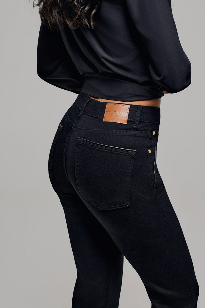 Calça Jeans Black Skinny Detalhe Pu Frontal