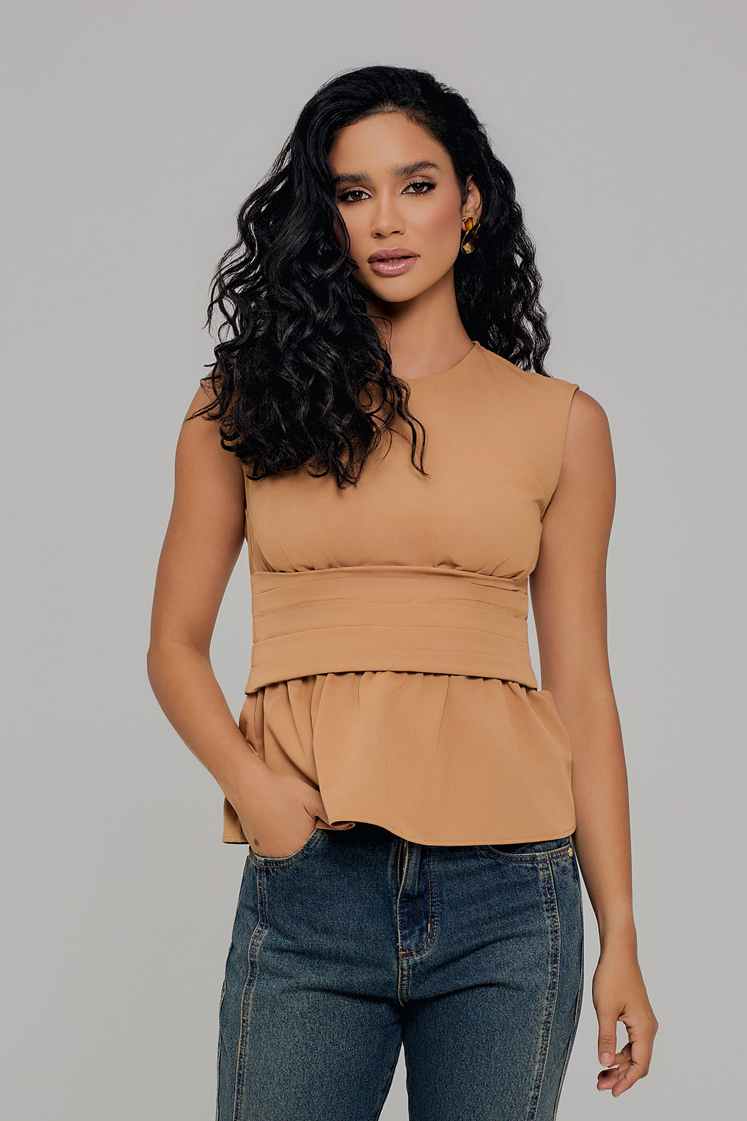 Blusa Com Pala e Peplum Sarja Tecno