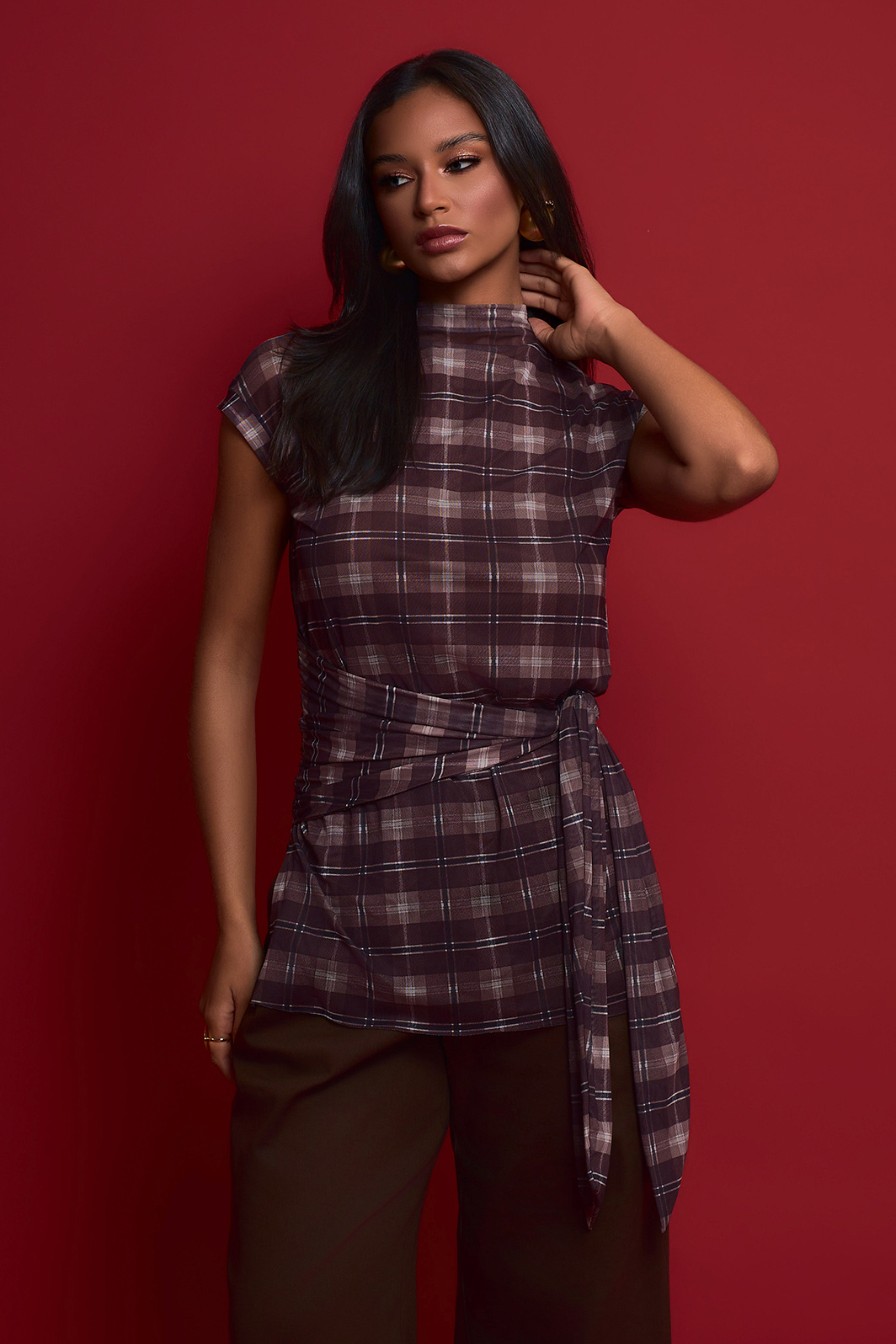 Blusa Gola Alta Com Amarração Tule