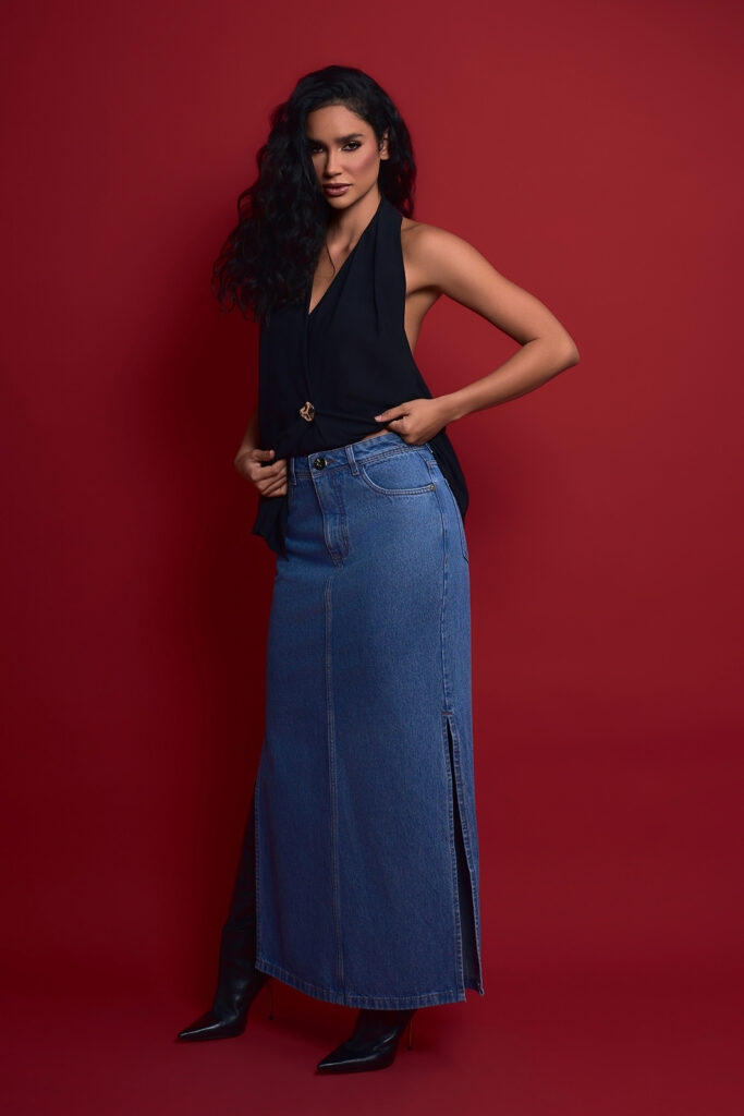 Saia Jeans Longa Fenda Lateral
