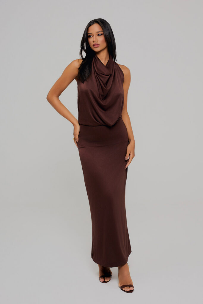 Vestido Longo Frente Única Com Pala Jersey