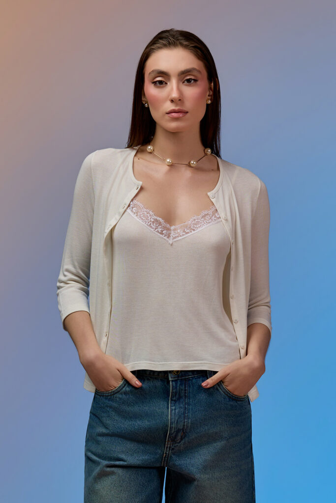Cardigan Tween Detalhe Renda Tricot