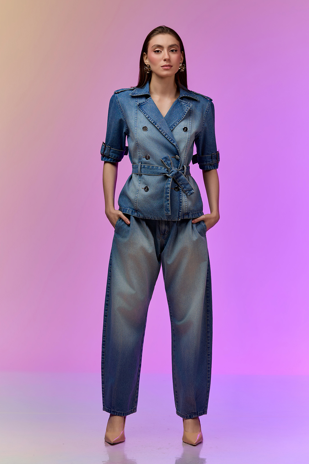 Blazer Jeans Manga Curta Com Cinto Transpassado
