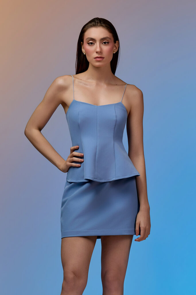 Blusa Alça Fina Peplum Alfaiataria