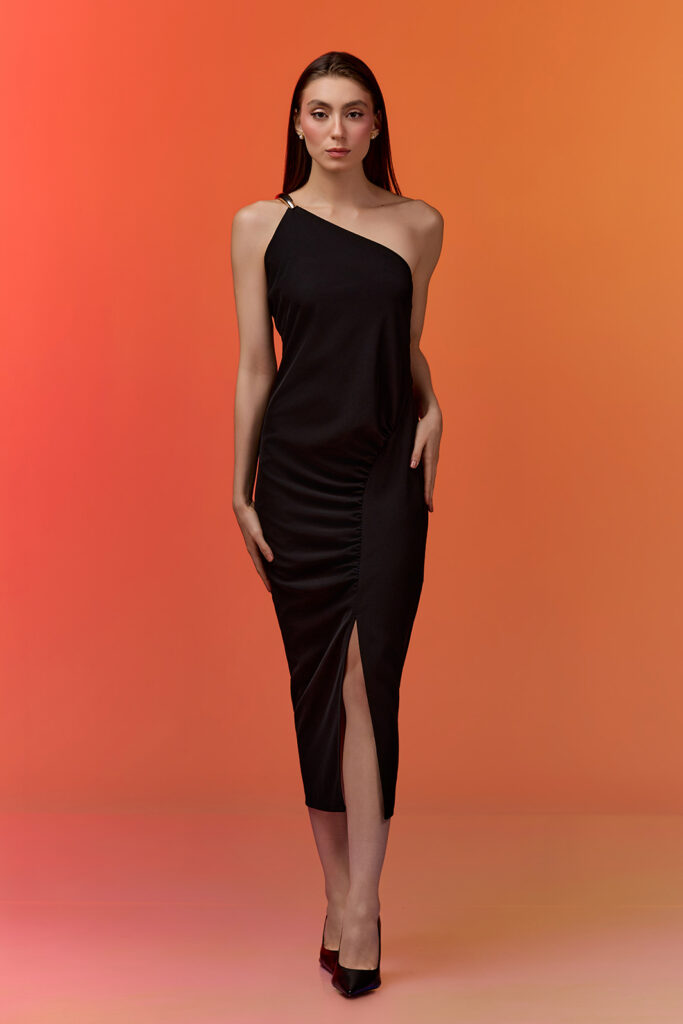 Vestido Midi Ombro Único Com Aviamento Crepe