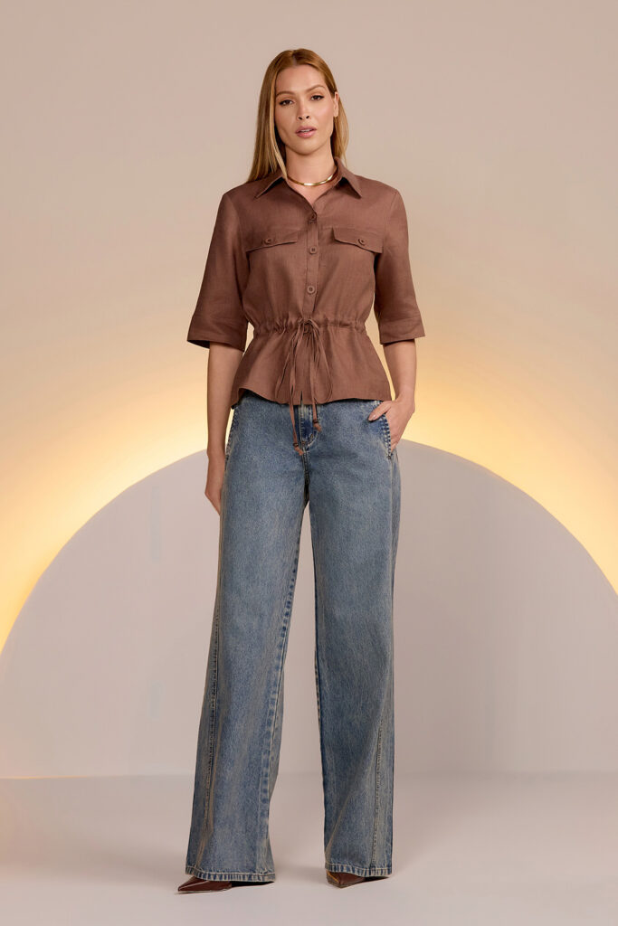 Calça Jeans Reta Com Bolso Embutido
