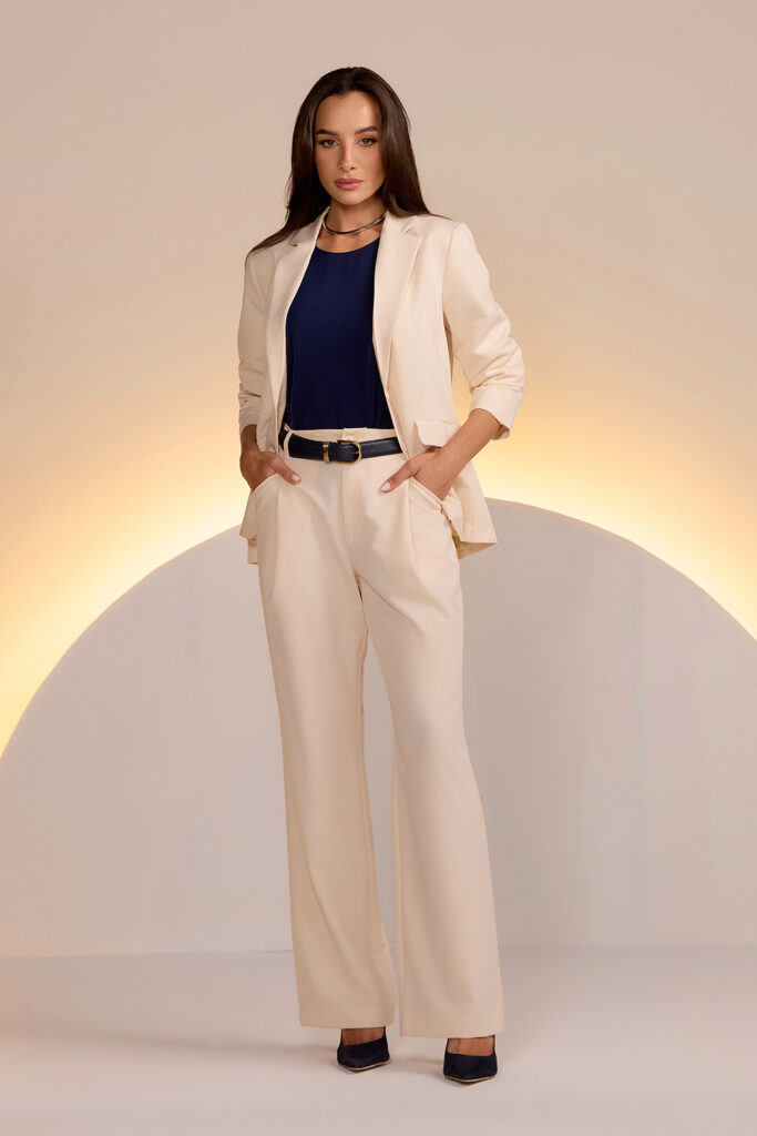 Calça Clássica Bolso Diagonal Alfaiataria