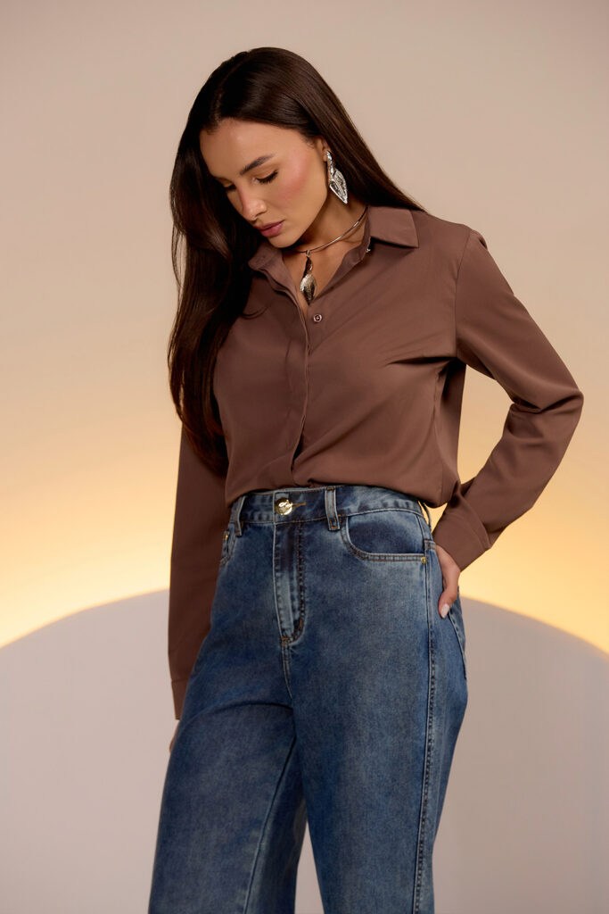 Calça Jeans Wide Leg Five Pockets Bolso Bordado